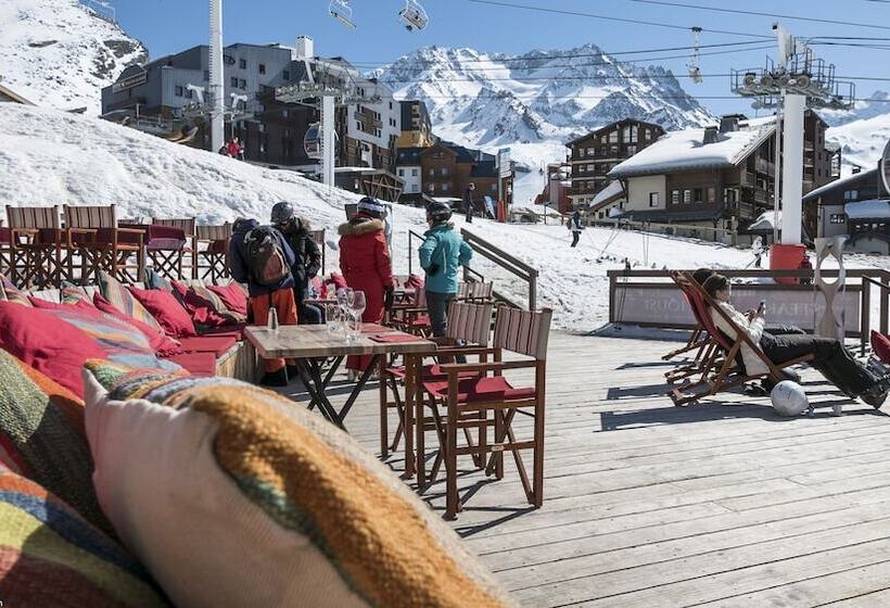 هتل Hôtel Le Hameau Du Kashmir