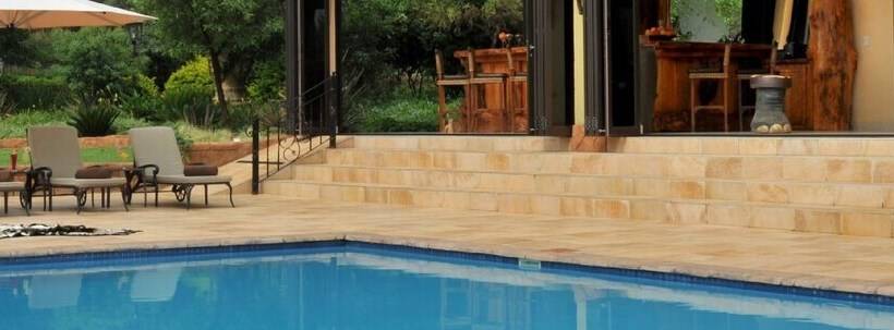 בית מלון כפרי Legodimo Game Lodge