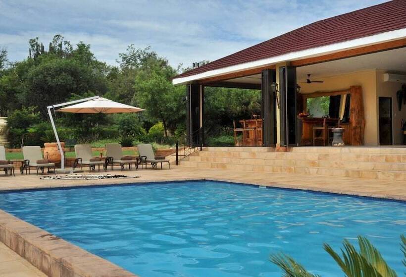 בית מלון כפרי Legodimo Game Lodge