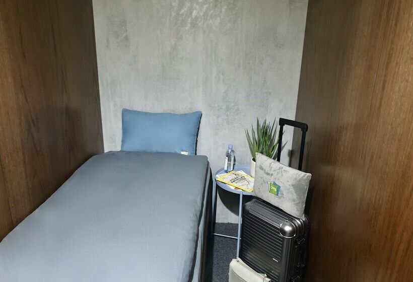 هتل Sleep  N Fly Sleep Lounge, Dubai Airport, Dgates