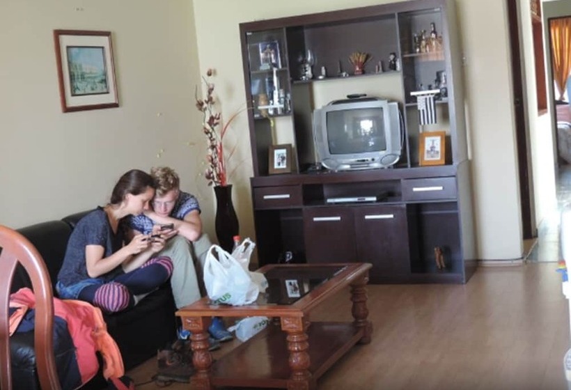 פנסיון Transit Home Bed And Breakfast   Adults Only