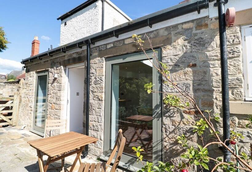 Teviot Cottage