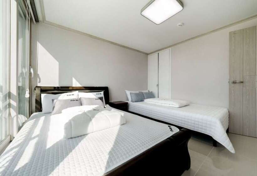 Busan Osiria Pension