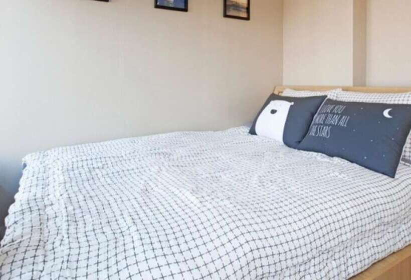 Busan Yeonhwa Reef Pension Dreamer