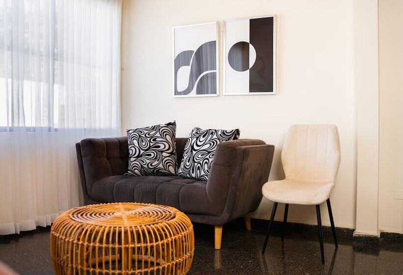 Cardedeu Suites
