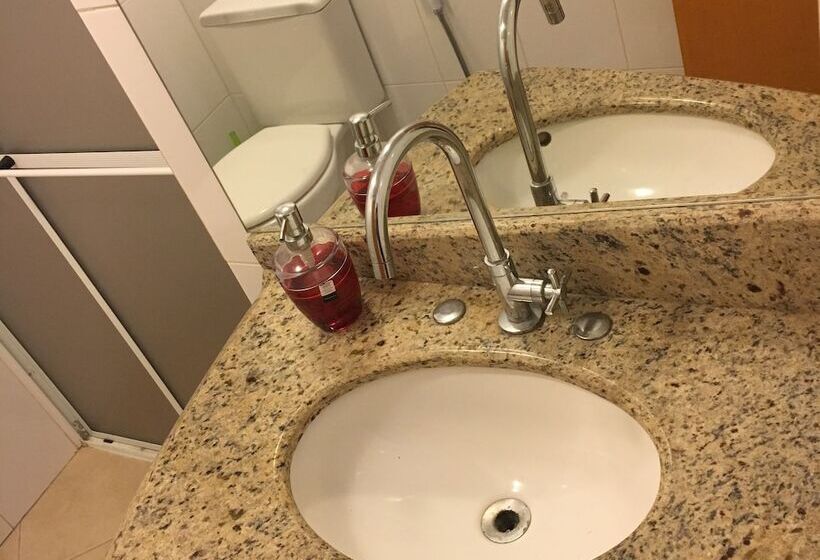 בית מלון כפרי Costa Allegra Ingleses Residence
