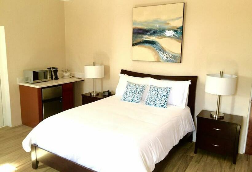 هتل Paraquet Apartments