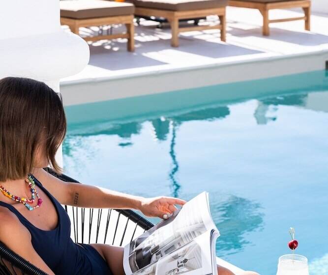 هتل Parea Paros   Adults Only
