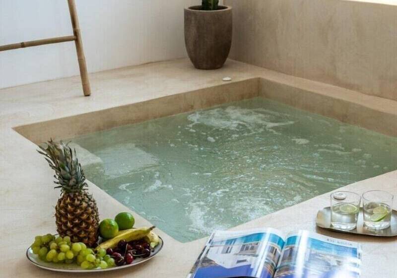 هتل Parea Paros   Adults Only