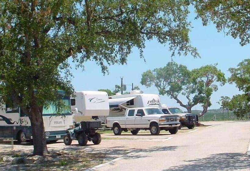 호텔 Top Of The Hill Rv Resort & Cabins