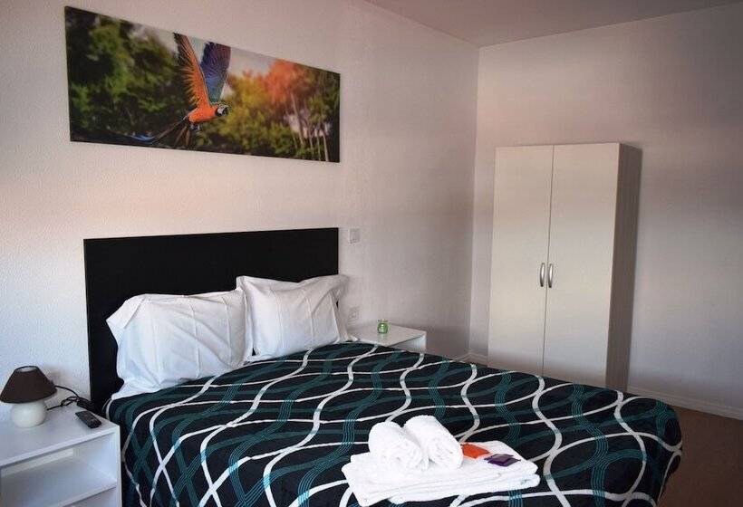 پانسیون Guest House Henrique Viii