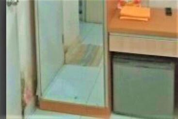 Barata Hotel Ar1