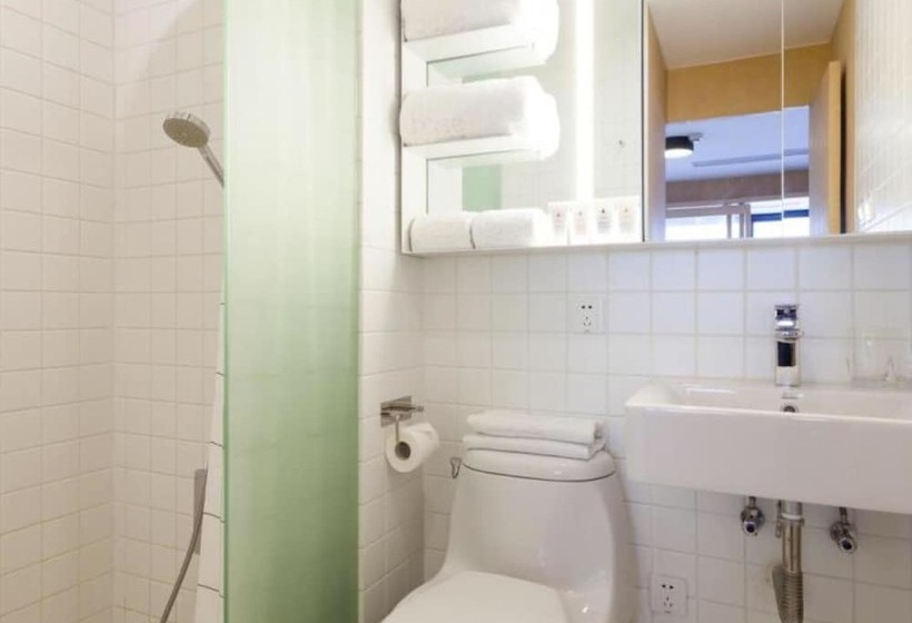 Baseliving Zhangjiang Serviced Apartment