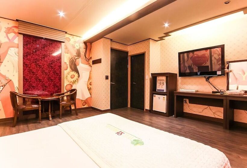 מוטל Deagu Pyeongnidong Wa