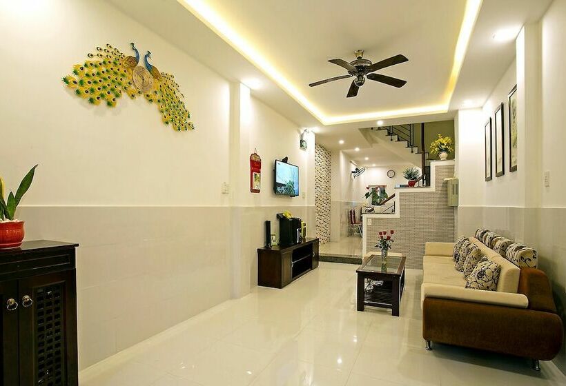 پانسیون Focus Homestay