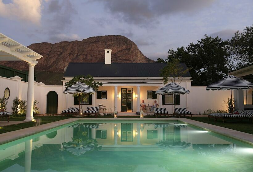 پانسیون La Cotte The Manor House