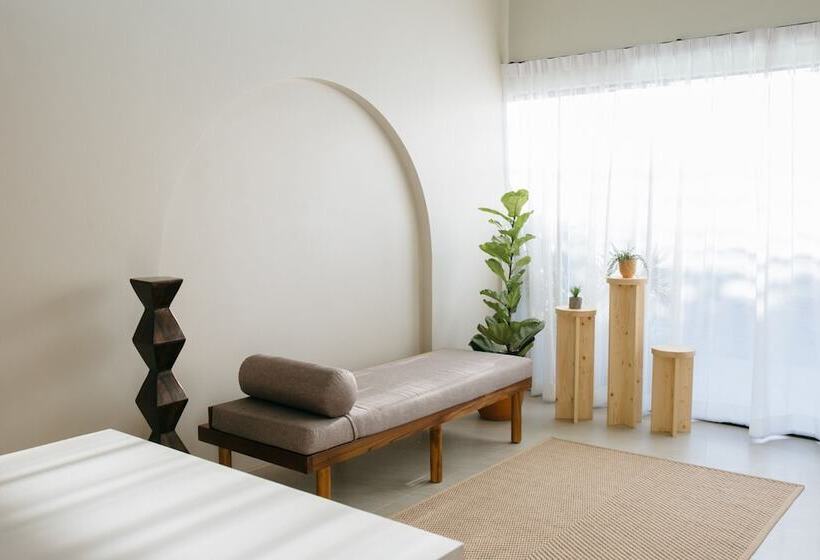 پانسیون Sasi Home Sukhumvit