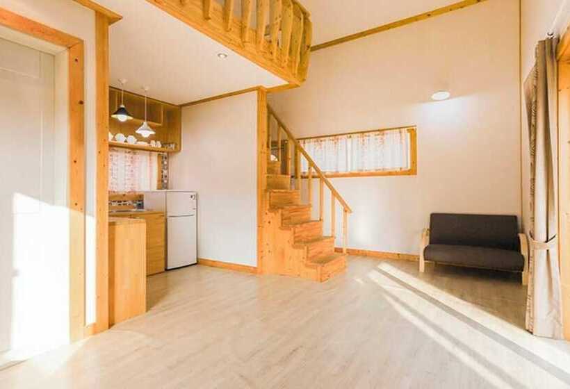 هتل Hadong Jiri Mountain Saesori Pension