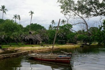 هتل Mikoko Cove Ecolodge