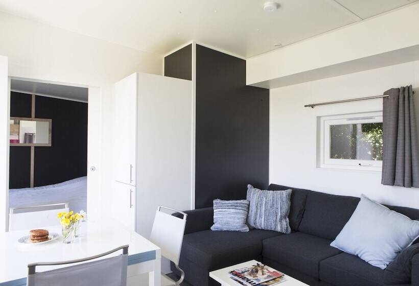 فندق Strand 49 Camping & Glamping