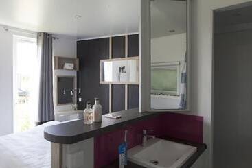 هتل Strand 49 Camping & Glamping