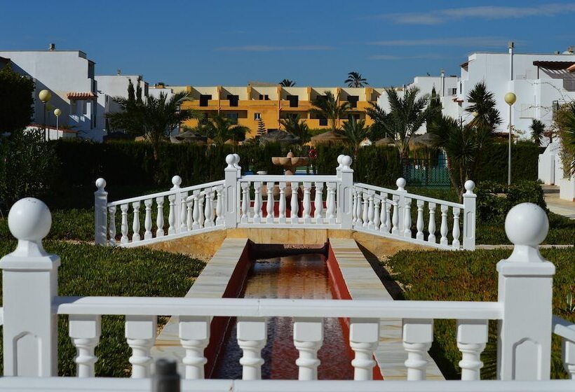 Apartamentos Natura World