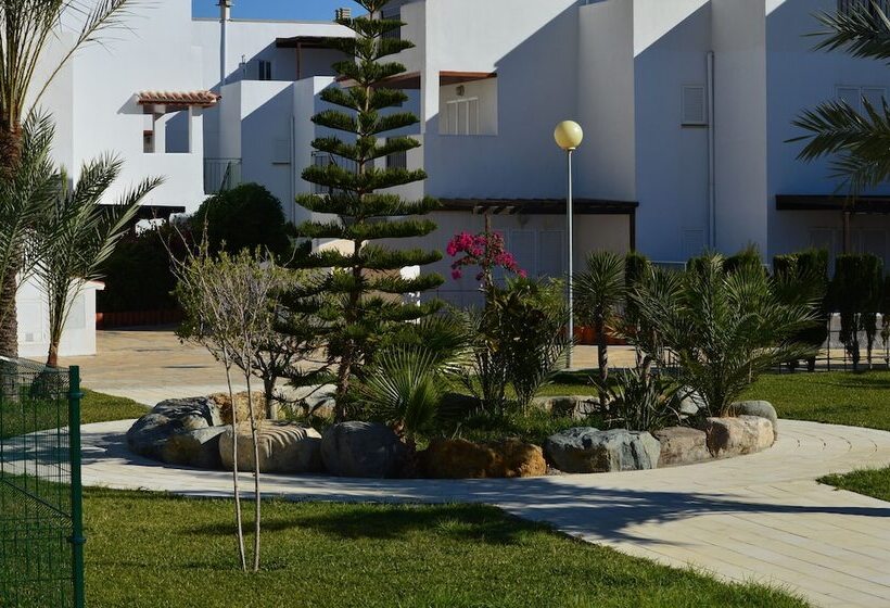 Apartamentos Natura World