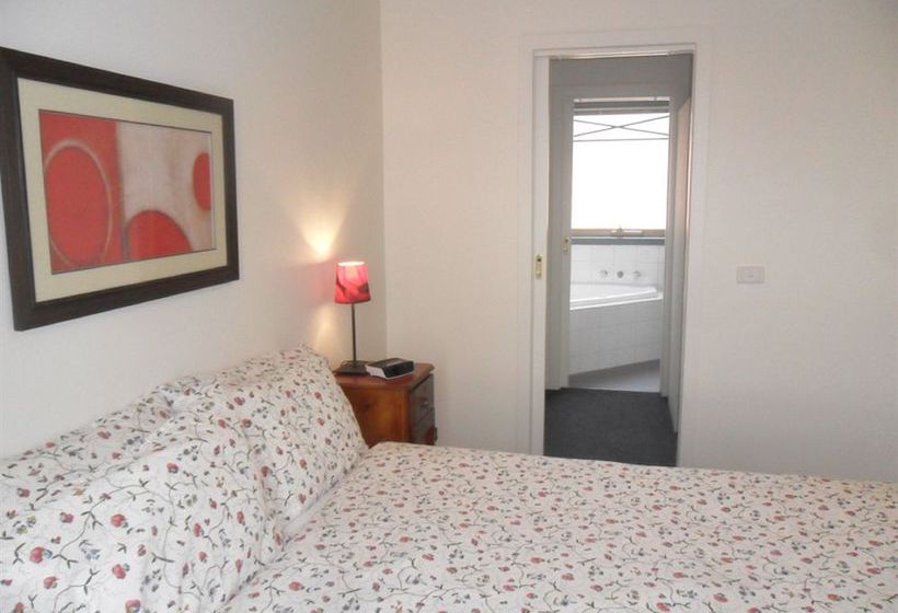 Australian Home Away @ Box Hill 21