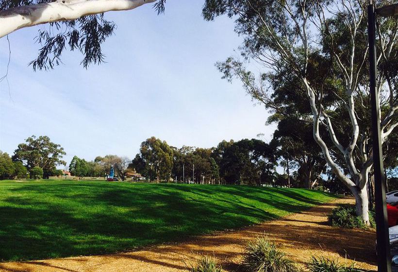 Australian Home Away @ Box Hill 21