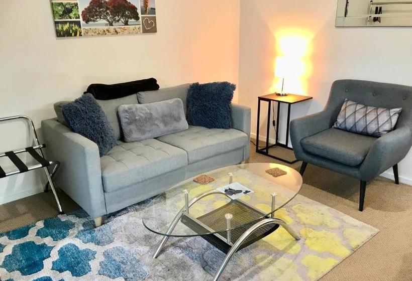 مبيت وإفطار Bluff Ocean Vista Motel
