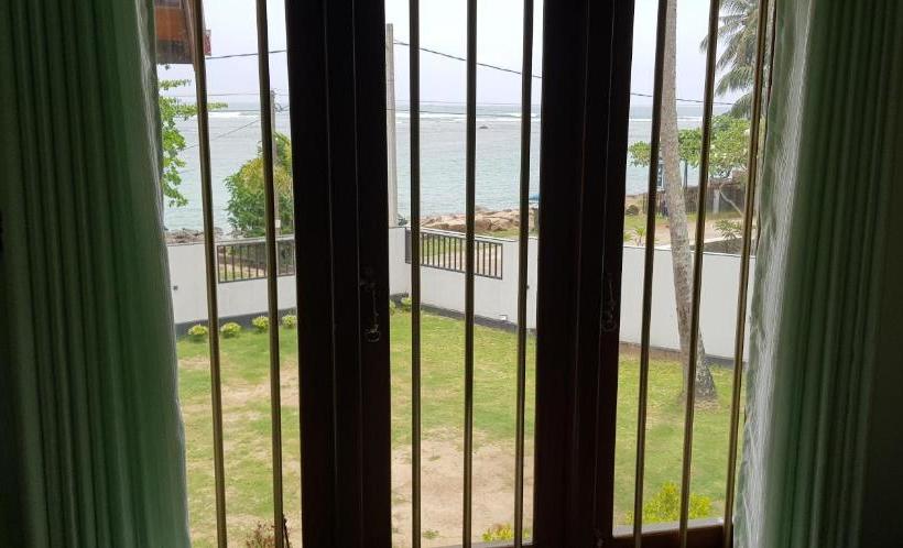 Отель Acquabey Surf Villa