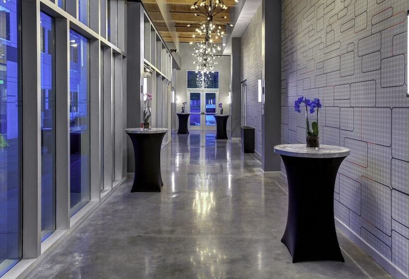 هتل Aloft Raleighdurham Airport Brier Creek