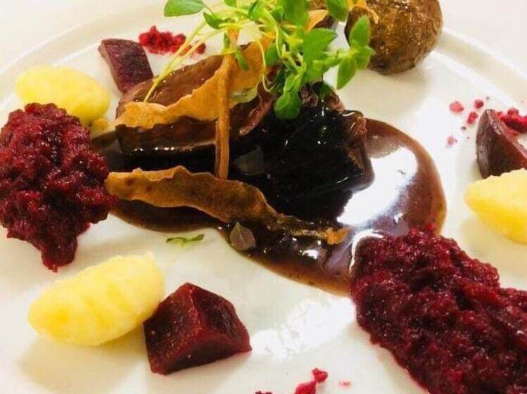 هتل Arendal Herregaard Spa & Resort