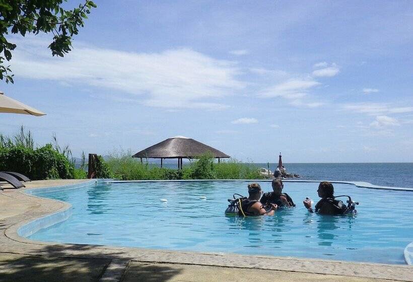 هتل Blue Zebra Island Lodge