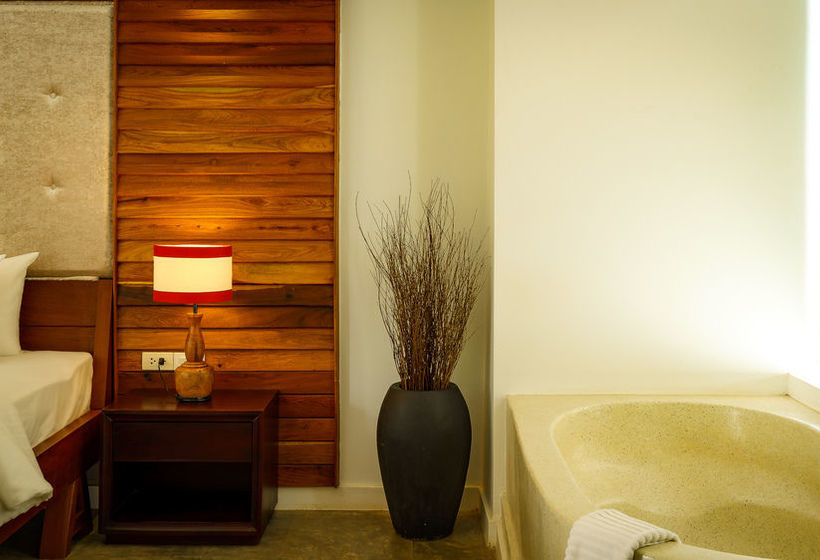 هتل Chronicle Angkor