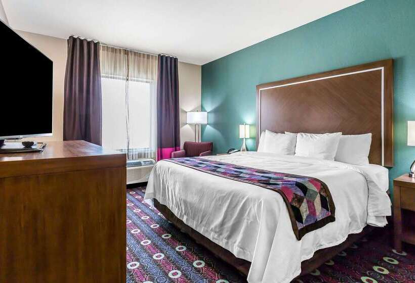 Отель Comfort Inn & Suites Newcastle Oklahoma City