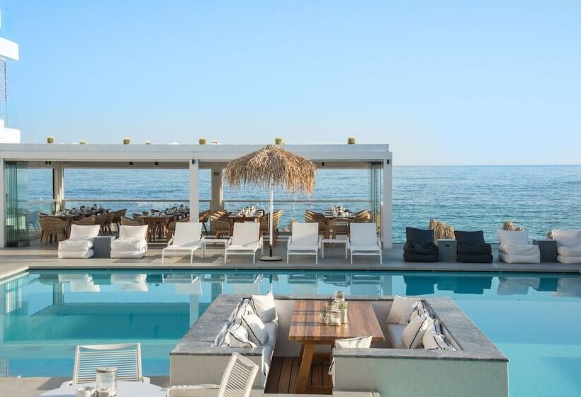 هتل Enorme Ammos Beach Resort