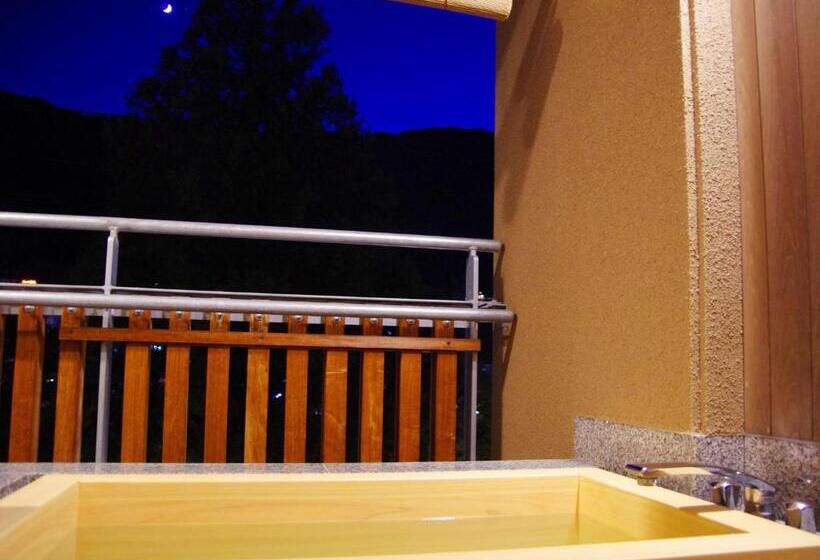 酒店 Gero Onsen Yukyunohana