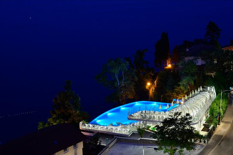 هتل Grand  Adriatic