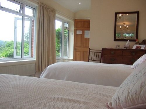 هتل Howden House Bed And Breakfast