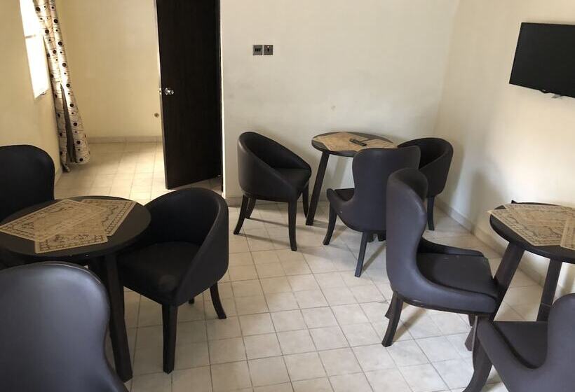 هتل Lakeem Suites Ikoyi