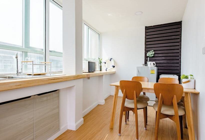 هتل Lee's Mark Residence