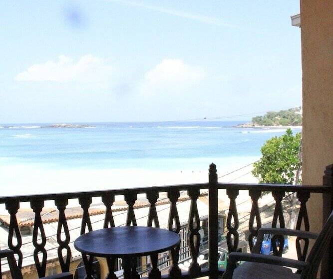 هتل Neptune Bay