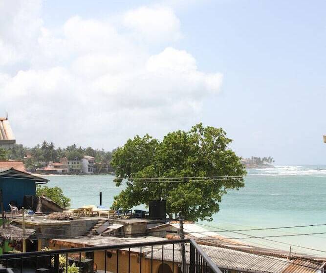 هتل Neptune Bay