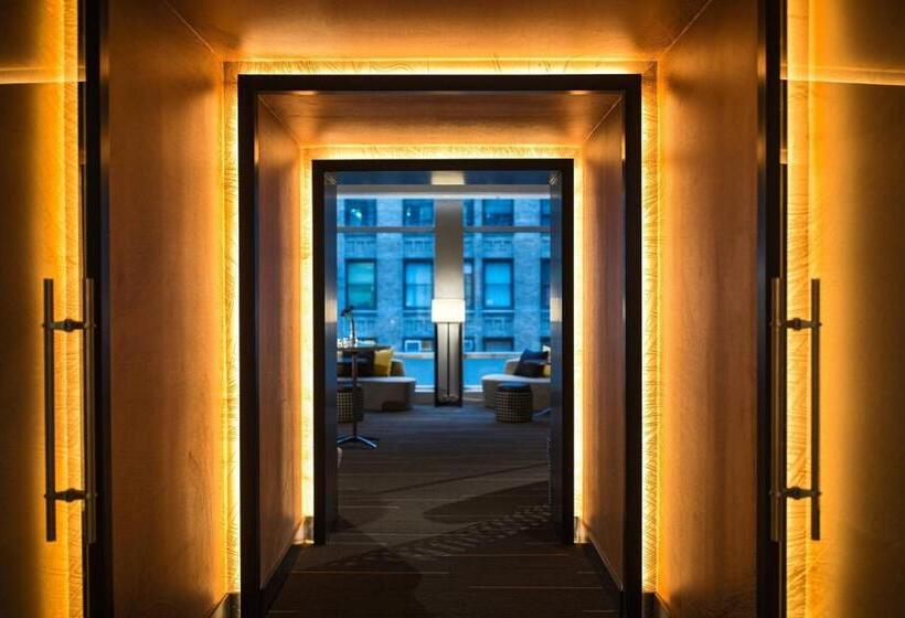 Fotos del hotel Renaissance New York Midtown Hotel:  29