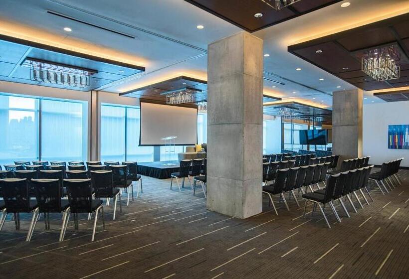 Fotos del hotel Renaissance New York Midtown Hotel:  19