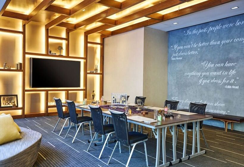 Fotos del hotel Renaissance New York Midtown Hotel:  40