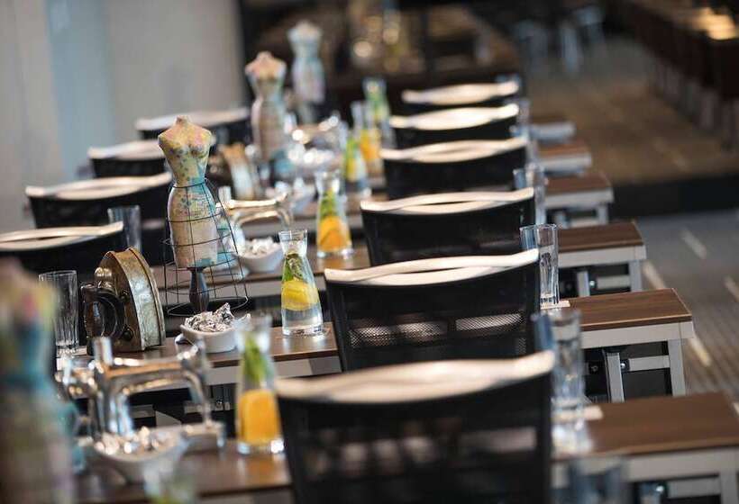 Fotos del hotel Renaissance New York Midtown Hotel:  51