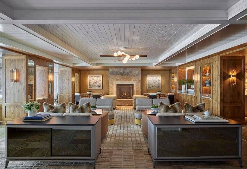 هتل Residences At The Little Nell