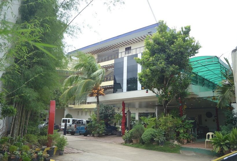 Hotel Reyna S The Haven And Gardens